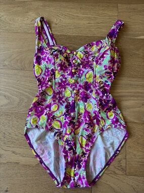 Vintage 80’s beach bay bathing suit 60’s inspired womens 4/6